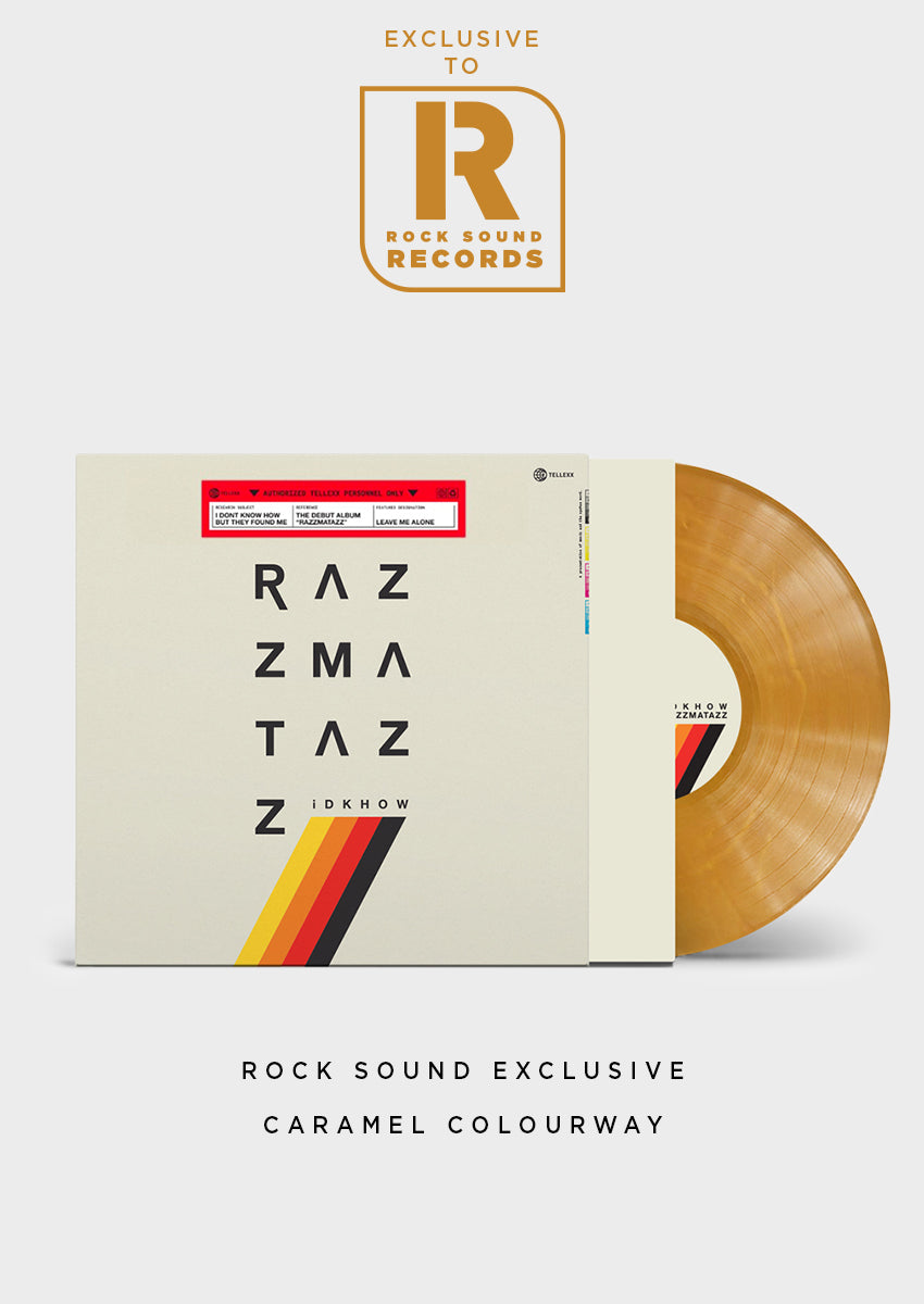 iDKHOW Razzmatazz Magazine &amp; Flag Fan Pack